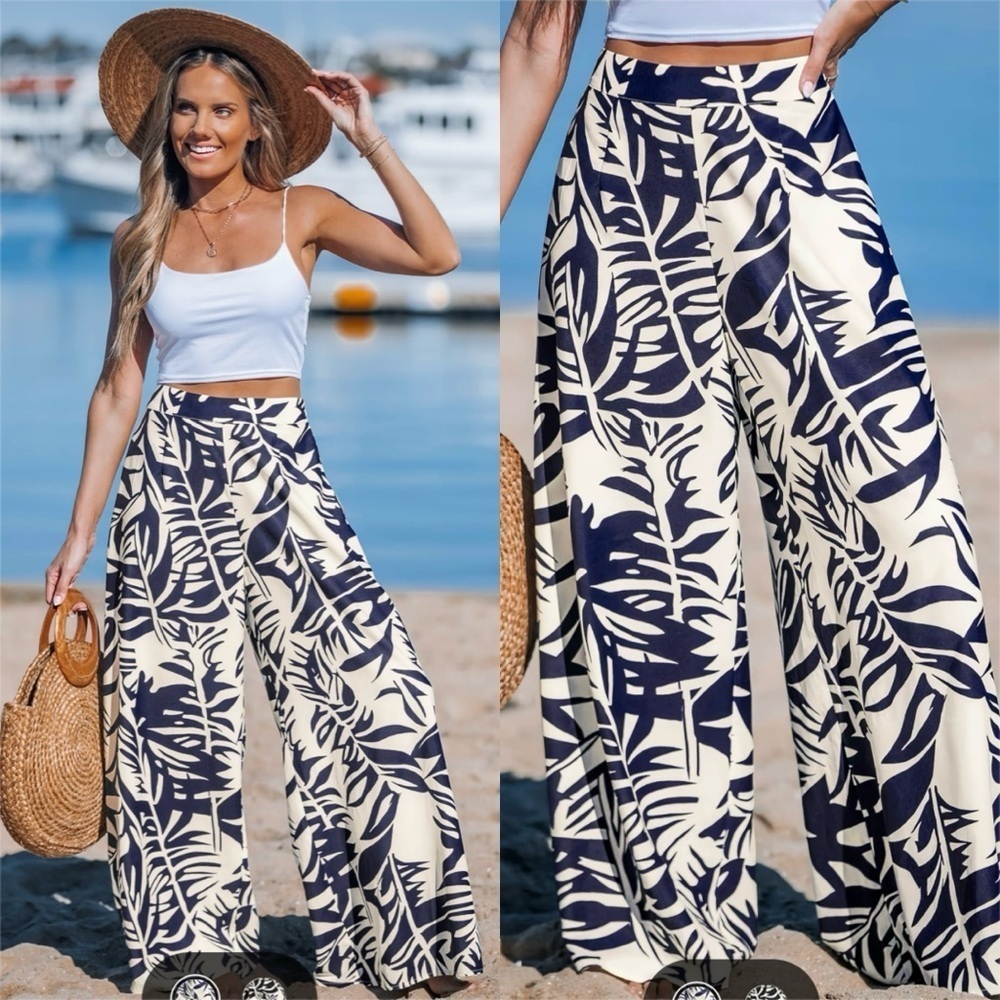 NWT Cupshe Navy White Tropical Floral Wide Leg Pants Size L